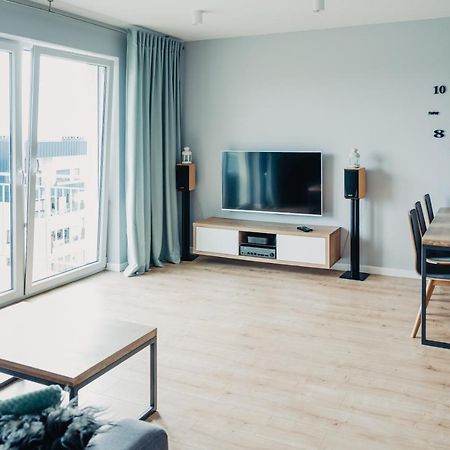 Silk Apartment - Netflix - Parking شتشيتسين المظهر الخارجي الصورة