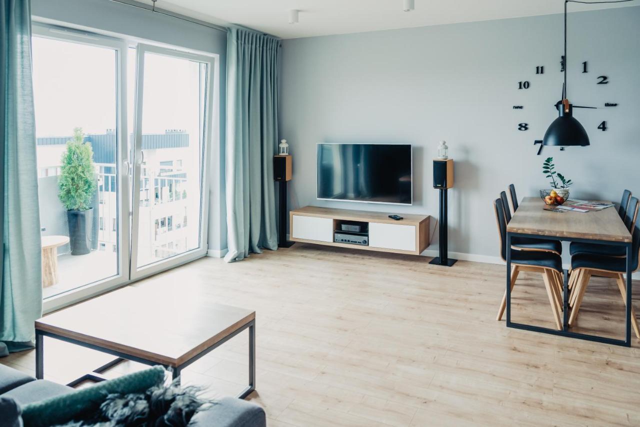 Silk Apartment - Netflix - Parking شتشيتسين المظهر الخارجي الصورة
